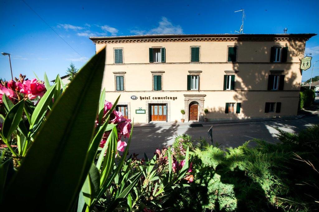 Hotel Camerlengo Corridonia Buitenkant foto