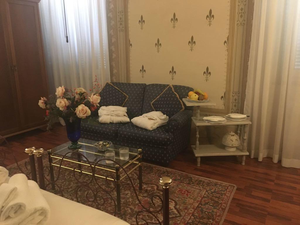 Hotel Camerlengo Corridonia Buitenkant foto